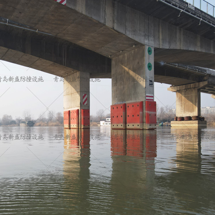 桥梁·桥柱固定挂壁式复合材料防撞护舷新盛生产(图2)